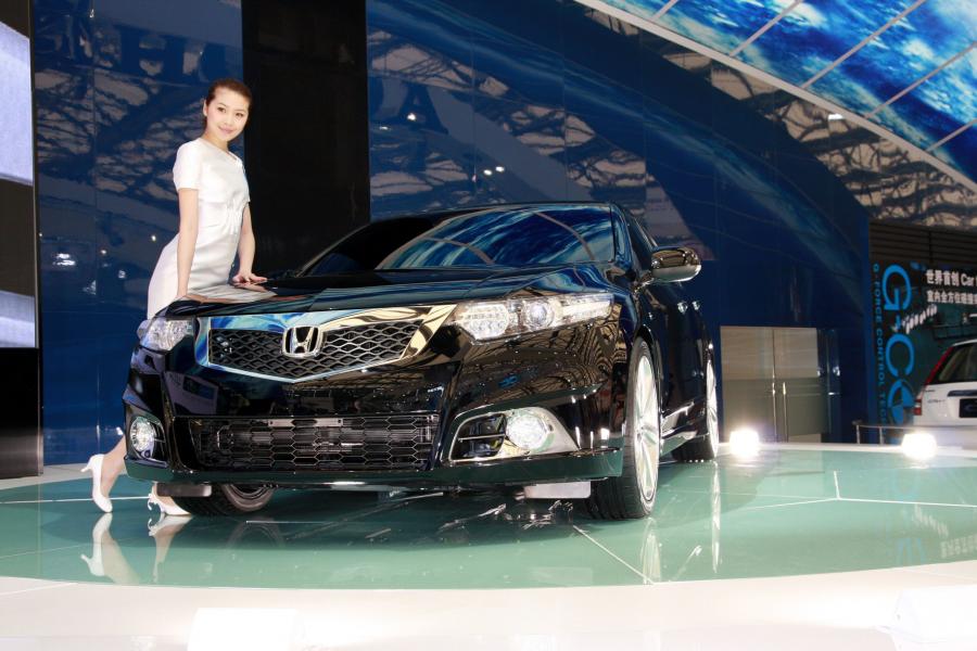  Honda Accord SR-9 2010 года  (фото 3 из 15)